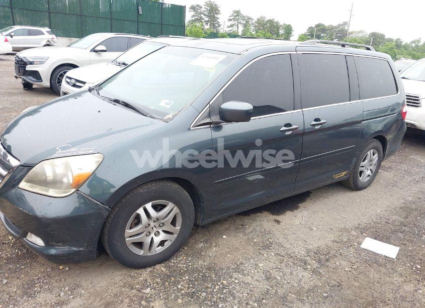 Photo 6 of 2005 Honda Odyssey EX-L (VIN 5FNRL38795B068209)