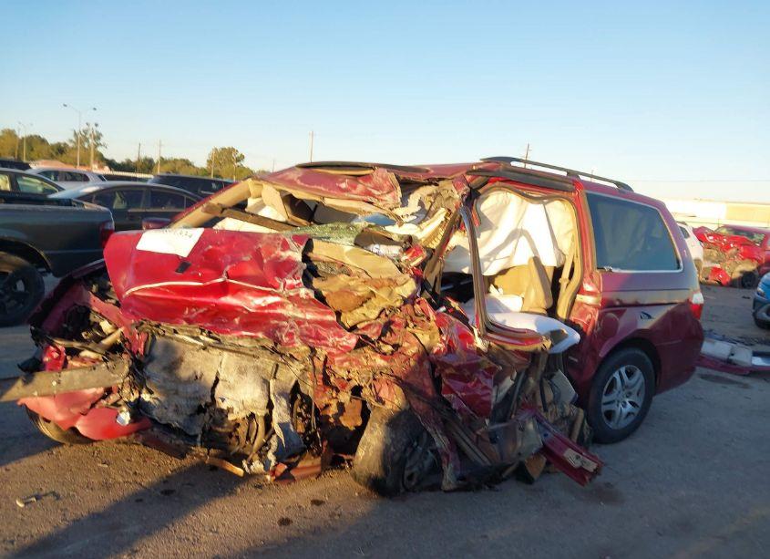 Photo 2 of 2005 Honda Odyssey EX-L (VIN 5FNRL38795B124391)