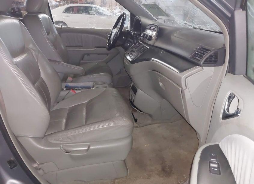 Photo 5 of 2006 Honda Odyssey EX-L (VIN 5FNRL38796B087506)