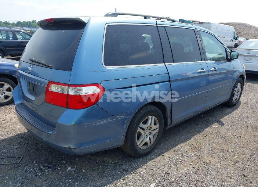 Photo 4 of 2007 Honda Odyssey EX-L (VIN 5FNRL38797B000639)