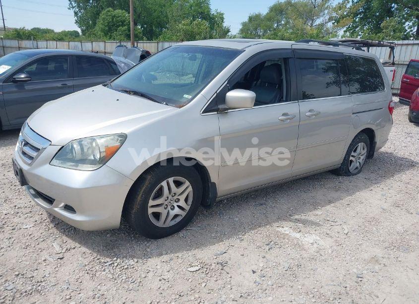 Photo 2 of 2007 Honda Odyssey EX-L (VIN 5FNRL38797B042602)
