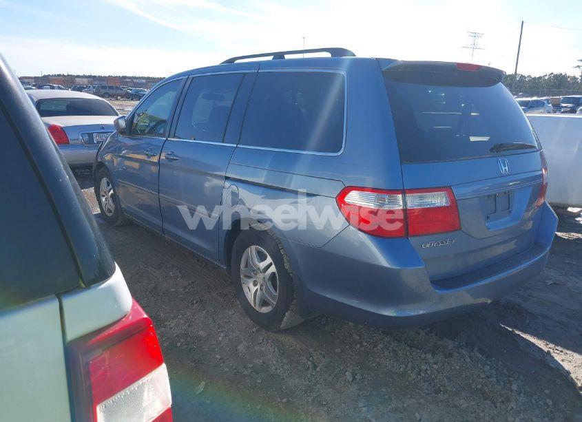 Photo 3 of 2007 Honda Odyssey EX-L (VIN 5FNRL38797B049615)