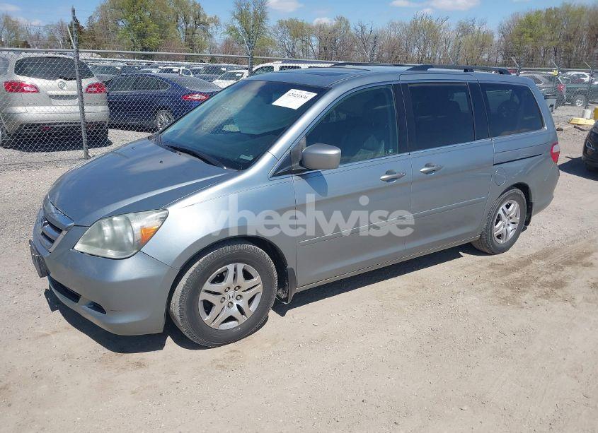 Photo 2 of 2007 Honda Odyssey EX-L (VIN 5FNRL38797B119159)