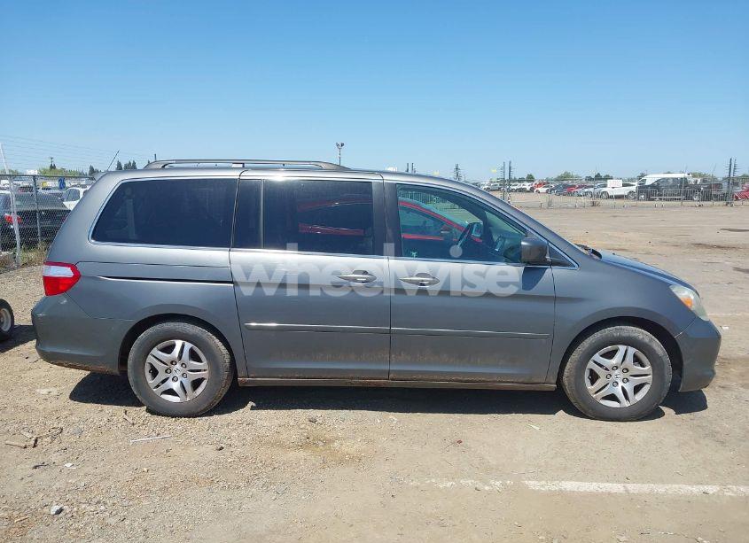 Photo 13 of 2007 Honda Odyssey EX-L (VIN 5FNRL38797B137595)