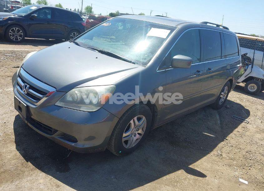 Photo 2 of 2007 Honda Odyssey EX-L (VIN 5FNRL38797B137595)