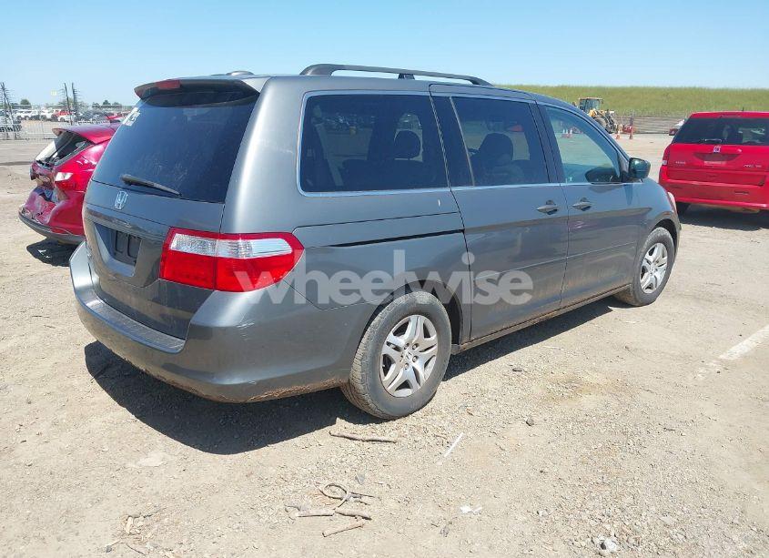 Photo 4 of 2007 Honda Odyssey EX-L (VIN 5FNRL38797B137595)