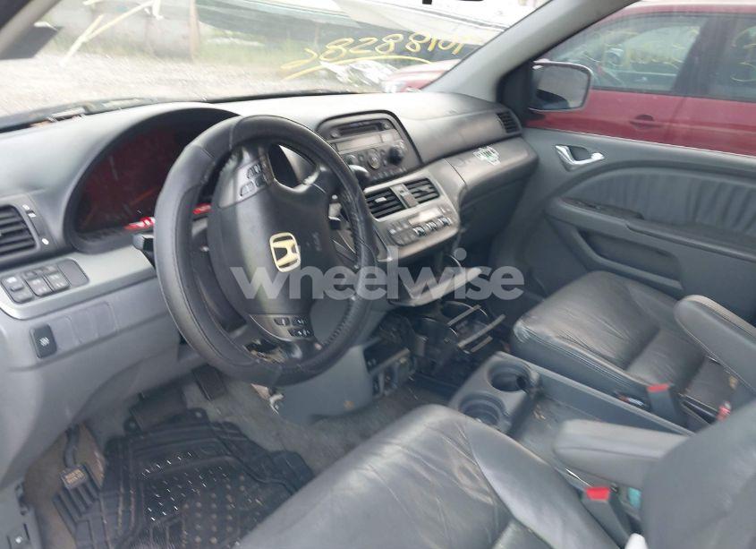 Photo 5 of 2007 Honda Odyssey EX-L (VIN 5FNRL38797B436035)