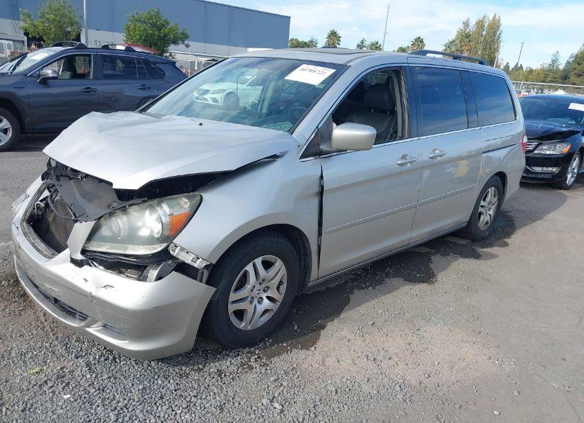 Photo 2 of 2007 Honda Odyssey EX-L (VIN 5FNRL38797B441140)