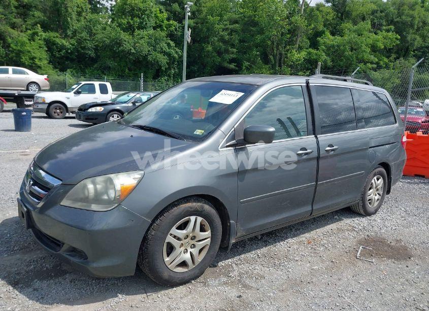 Photo 2 of 2007 Honda Odyssey EX-L (VIN 5FNRL38797B460674)