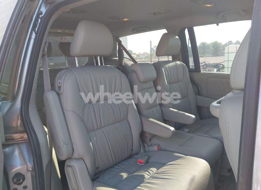 Photo 8 of 2009 Honda Odyssey EX-L (VIN 5FNRL38799B005021)