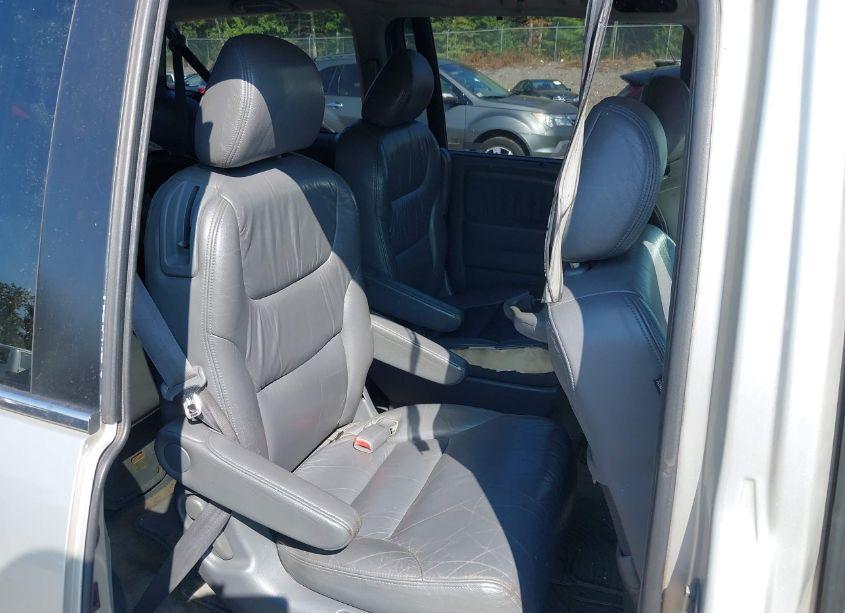 Photo 8 of 2005 Honda Odyssey EX-L (VIN 5FNRL387X5B022646)