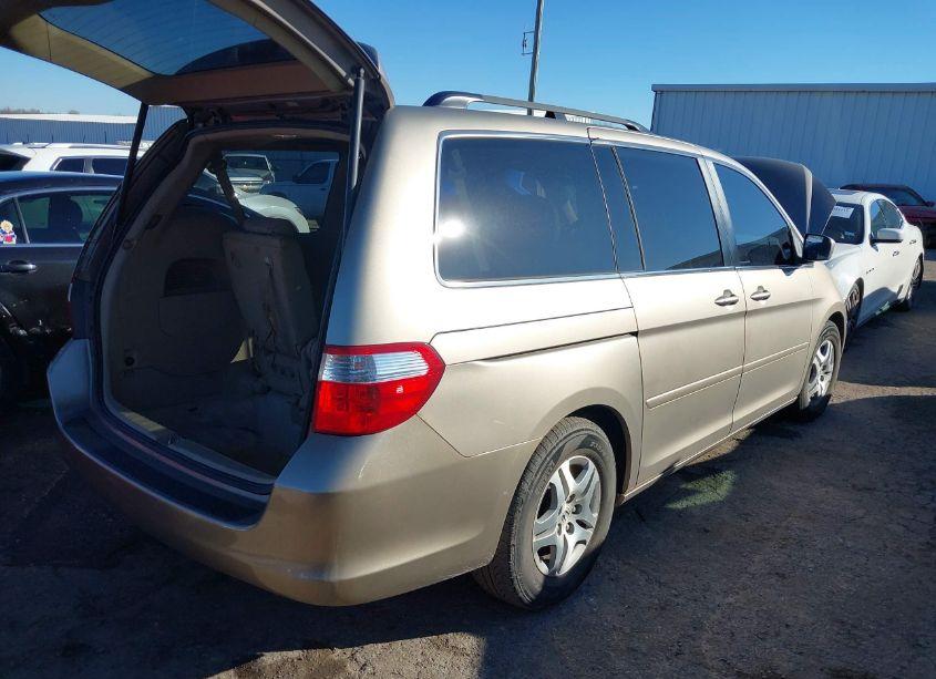Photo 4 of 2006 Honda Odyssey EX-L (VIN 5FNRL387X6B020879)