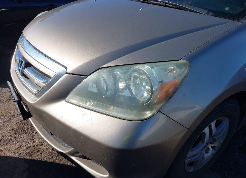 Photo 6 of 2006 Honda Odyssey EX-L (VIN 5FNRL387X6B020879)