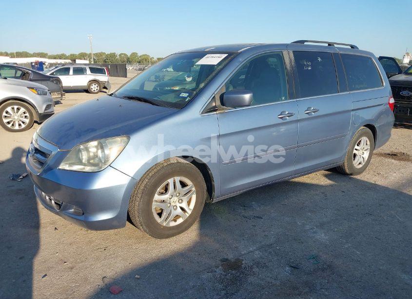 Photo 2 of 2007 Honda Odyssey EX-L (VIN 5FNRL387X7B044326)