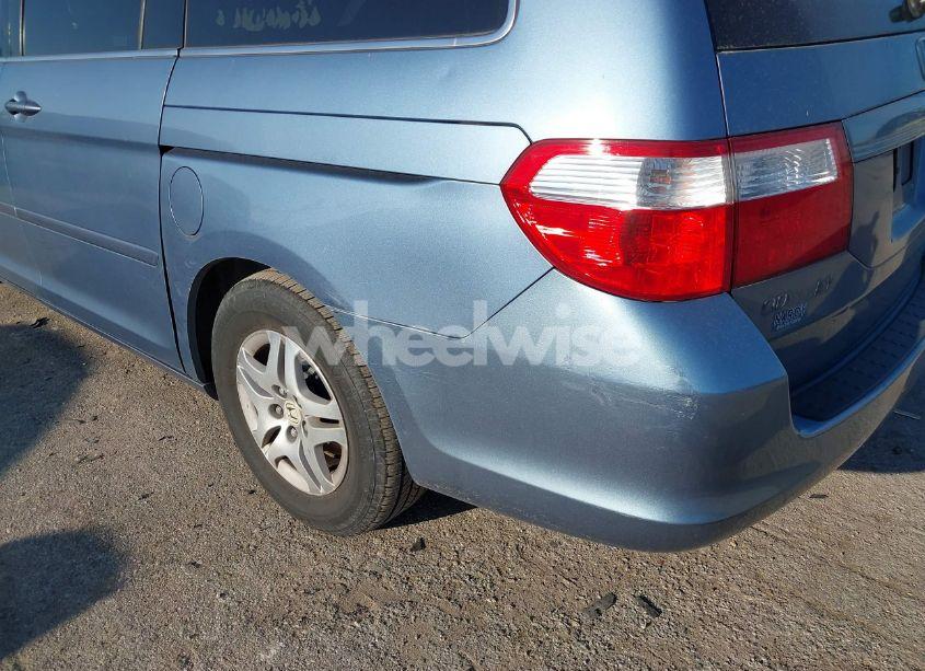 Photo 6 of 2007 Honda Odyssey EX-L (VIN 5FNRL387X7B044326)