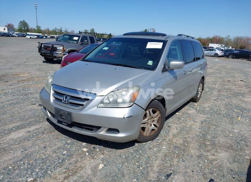 Photo 2 of 2007 Honda Odyssey EX-L (VIN 5FNRL387X7B080906)