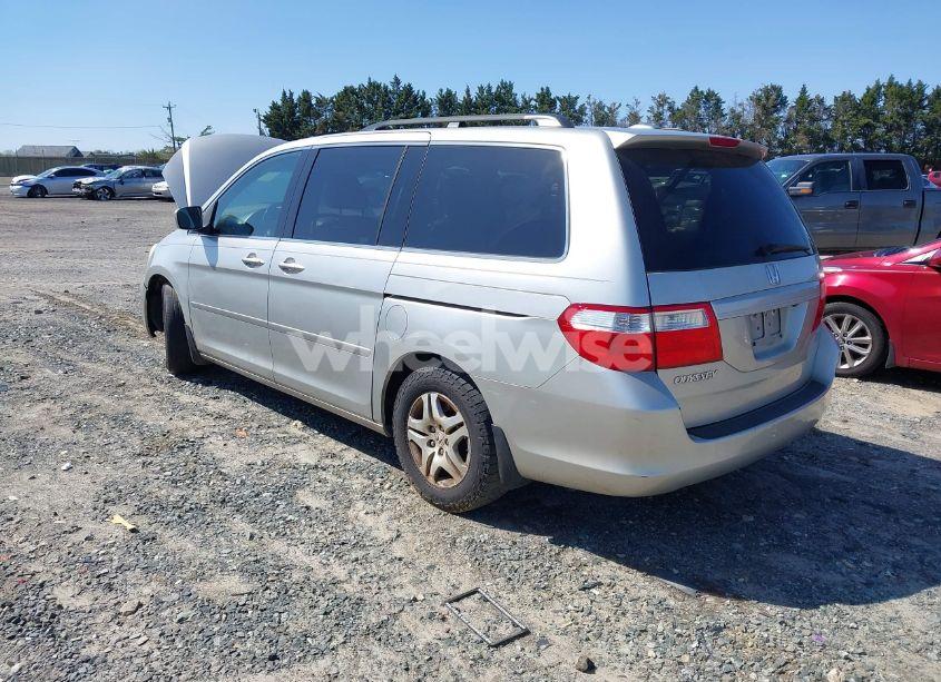 Photo 3 of 2007 Honda Odyssey EX-L (VIN 5FNRL387X7B080906)