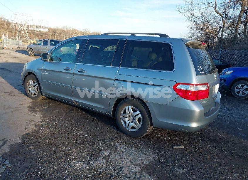 Photo 3 of 2007 Honda Odyssey EX-L (VIN 5FNRL387X7B081408)
