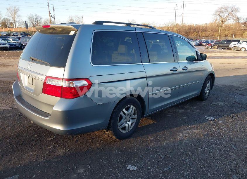 Photo 4 of 2007 Honda Odyssey EX-L (VIN 5FNRL387X7B081408)