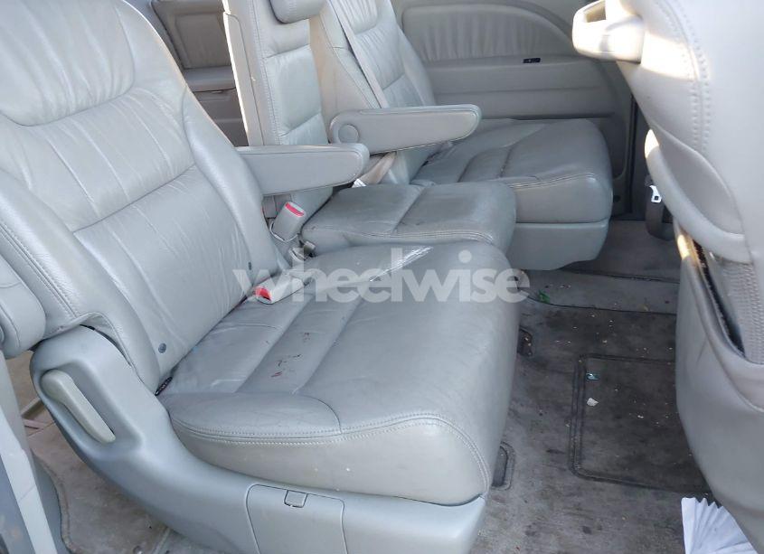 Photo 8 of 2007 Honda Odyssey EX-L (VIN 5FNRL387X7B081408)
