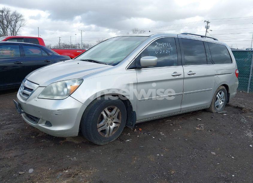 Photo 2 of 2007 Honda Odyssey EX-L (VIN 5FNRL387X7B407708)