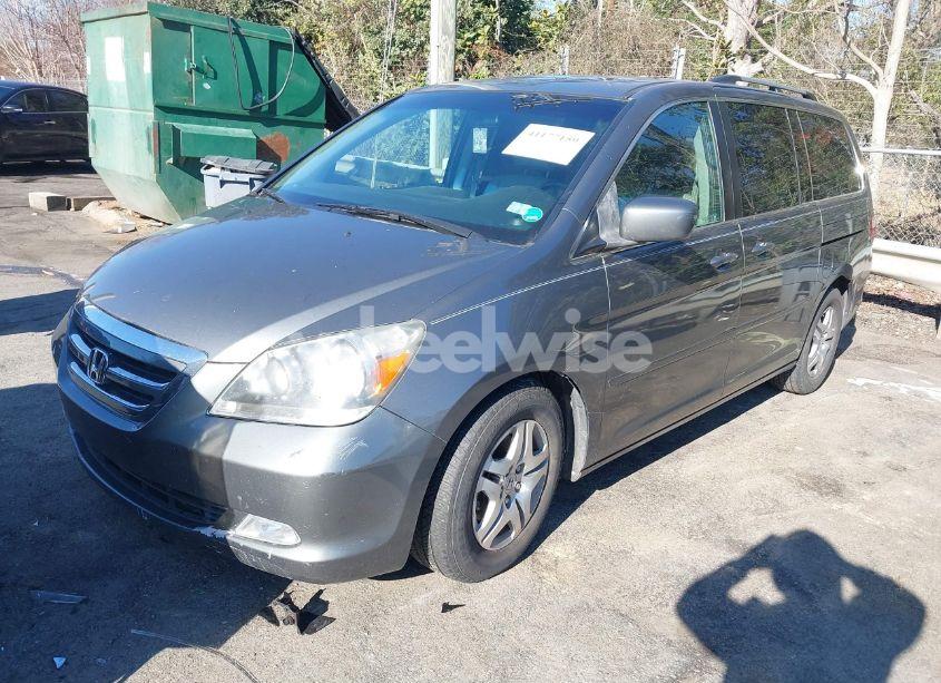 Photo 2 of 2007 Honda Odyssey EX-L (VIN 5FNRL387X7B418210)