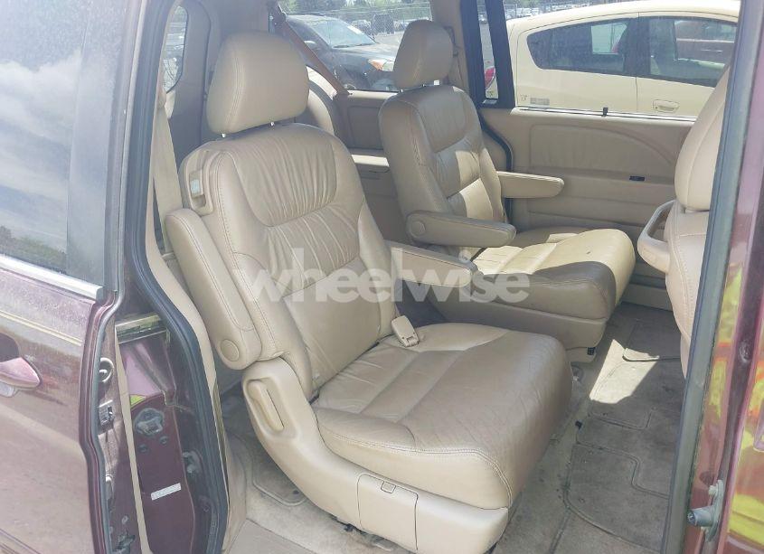 Photo 8 of 2007 Honda Odyssey EX-L (VIN 5FNRL387X7B421270)