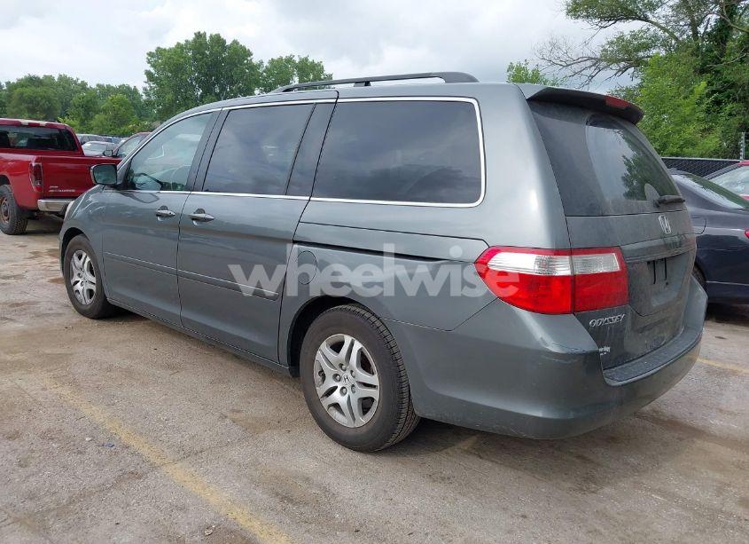 Photo 3 of 2007 Honda Odyssey EX-L (VIN 5FNRL387X7B454267)