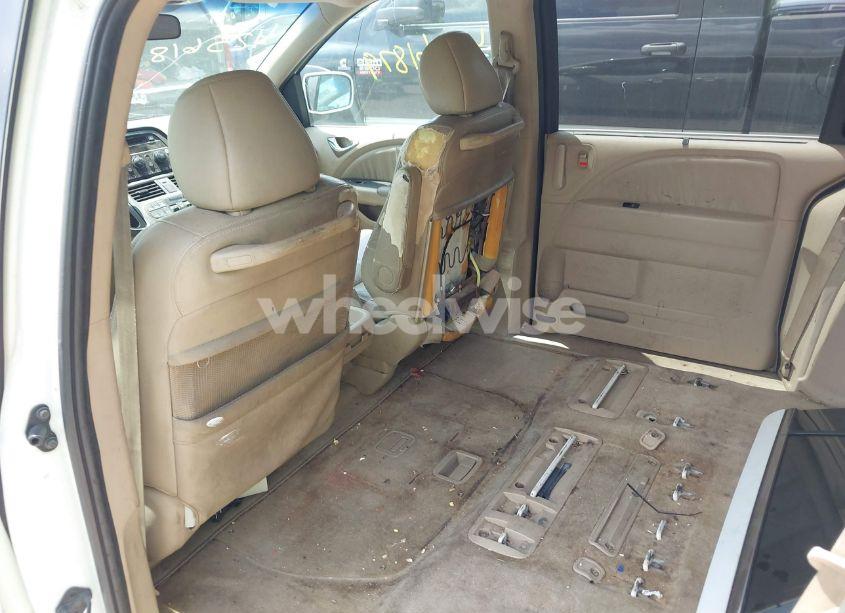 Photo 8 of 2007 Honda Odyssey EX-L (VIN 5FNRL387X7B456309)