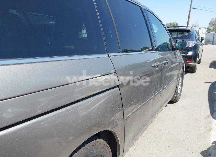 Photo 14 of 2008 Honda Odyssey EX-L (VIN 5FNRL387X8B032419)