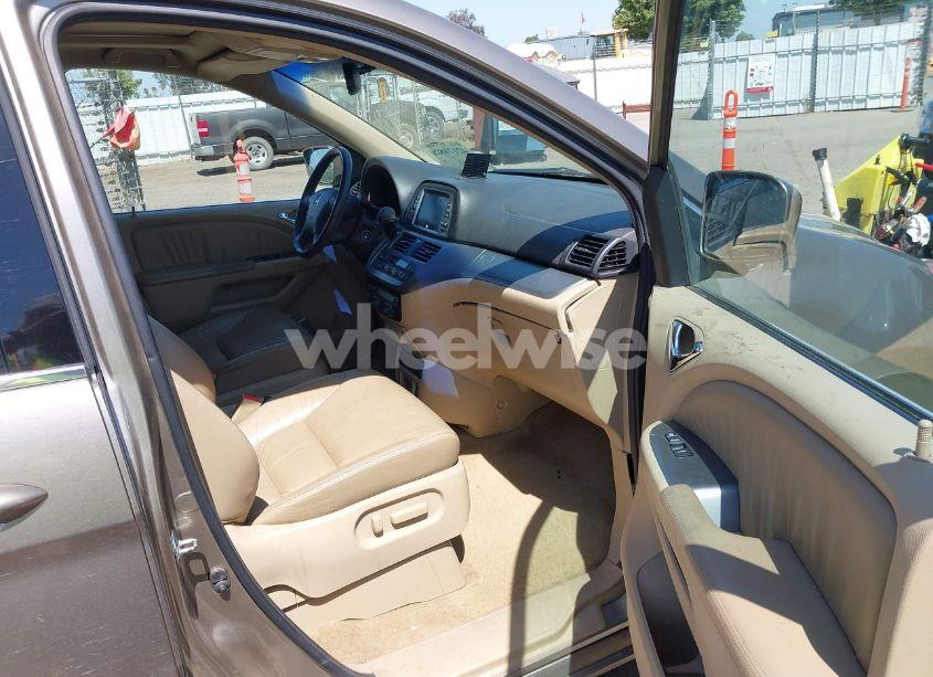 Photo 5 of 2008 Honda Odyssey EX-L (VIN 5FNRL387X8B032419)