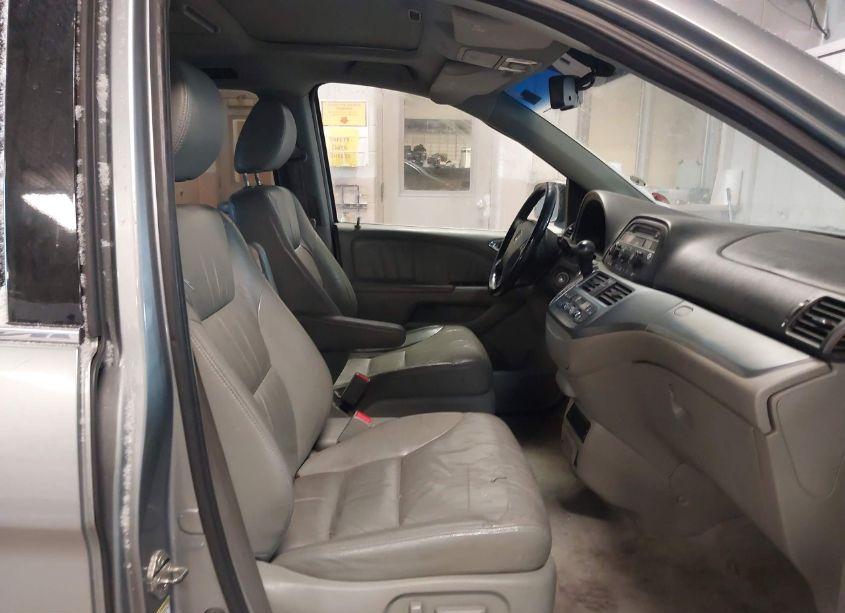 Photo 5 of 2008 Honda Odyssey EX-L (VIN 5FNRL387X8B038074)