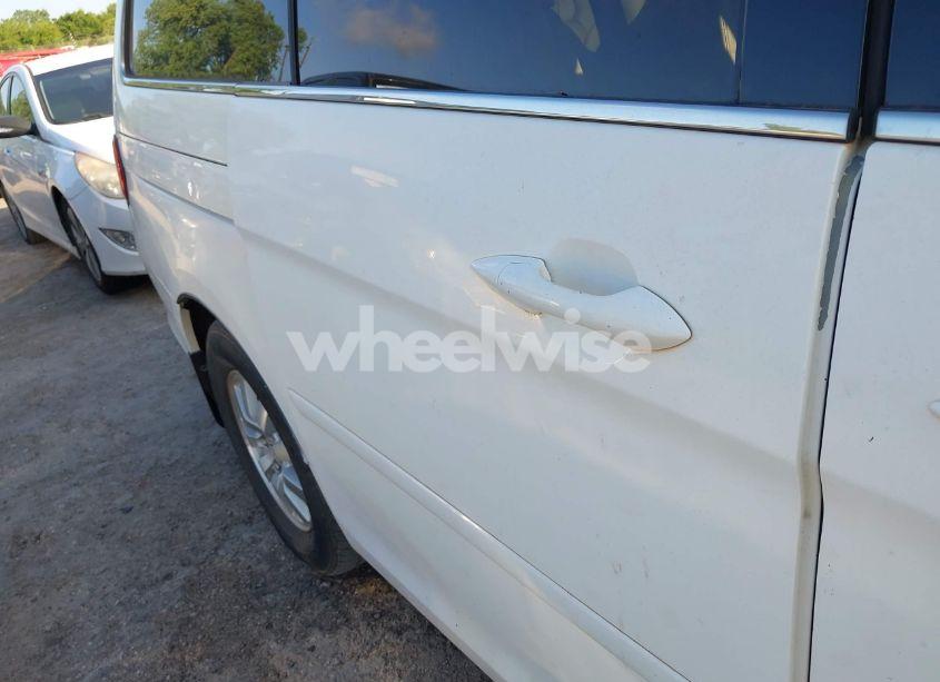 Photo 6 of 2008 Honda Odyssey EX-L (VIN 5FNRL387X8B059006)