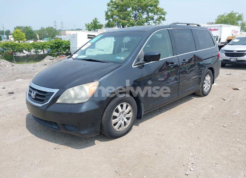 Photo 2 of 2009 Honda Odyssey EX-L (VIN 5FNRL387X9B047231)