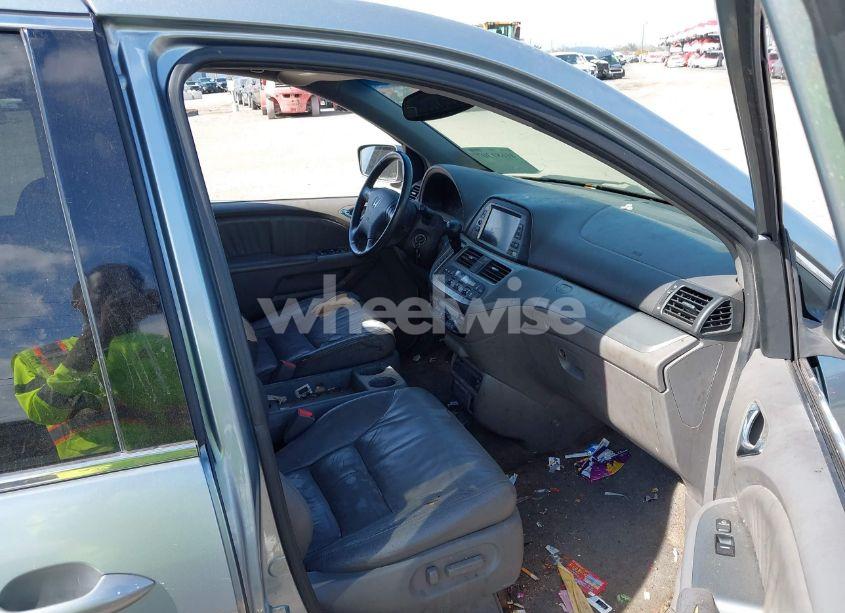 Photo 5 of 2009 Honda Odyssey EX-L (VIN 5FNRL387X9B054485)