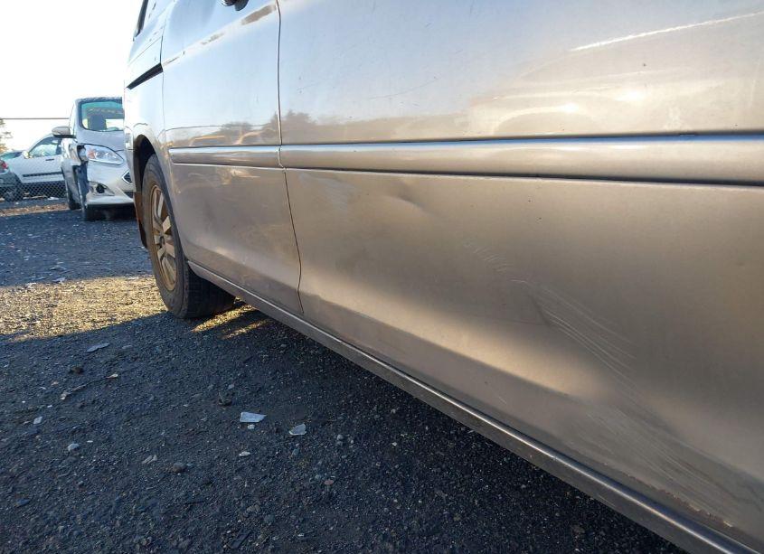 Photo 6 of 2009 Honda Odyssey EX-L (VIN 5FNRL387X9B402589)