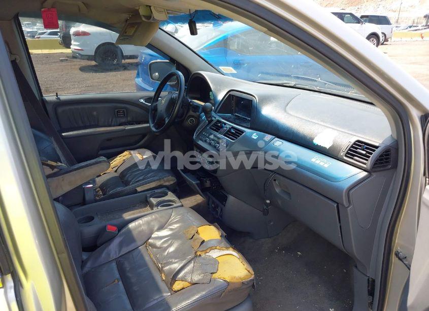 Photo 5 of 2005 Honda Odyssey TOURING (VIN 5FNRL38805B025158)