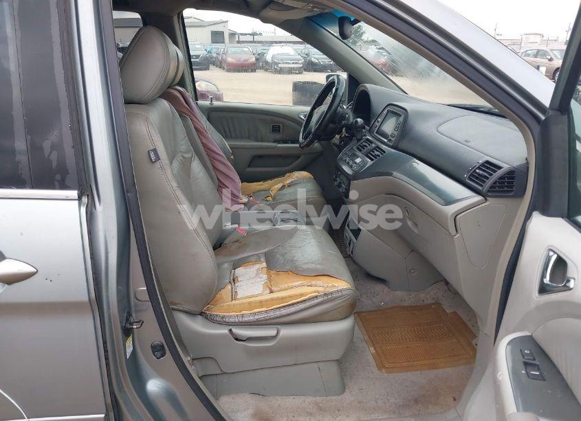 Photo 5 of 2005 Honda Odyssey TOURING (VIN 5FNRL38805B120917)