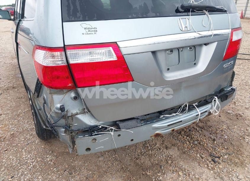 Photo 6 of 2005 Honda Odyssey TOURING (VIN 5FNRL38805B120917)