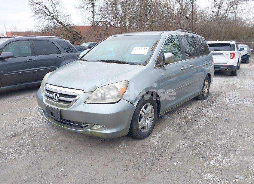 Photo 2 of 2005 Honda Odyssey TOURING (VIN 5FNRL38805B124661)
