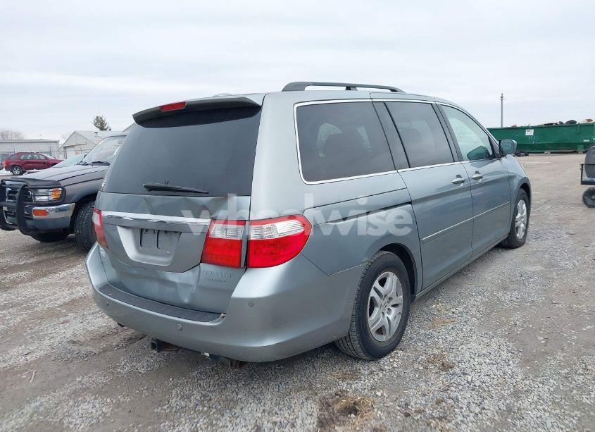 Photo 4 of 2005 Honda Odyssey TOURING (VIN 5FNRL38805B124661)