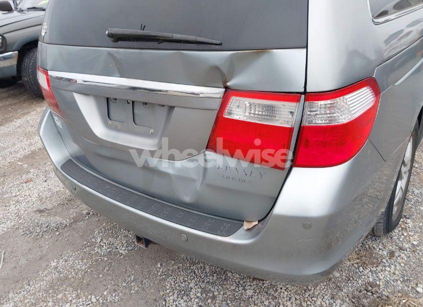 Photo 6 of 2005 Honda Odyssey TOURING (VIN 5FNRL38805B124661)
