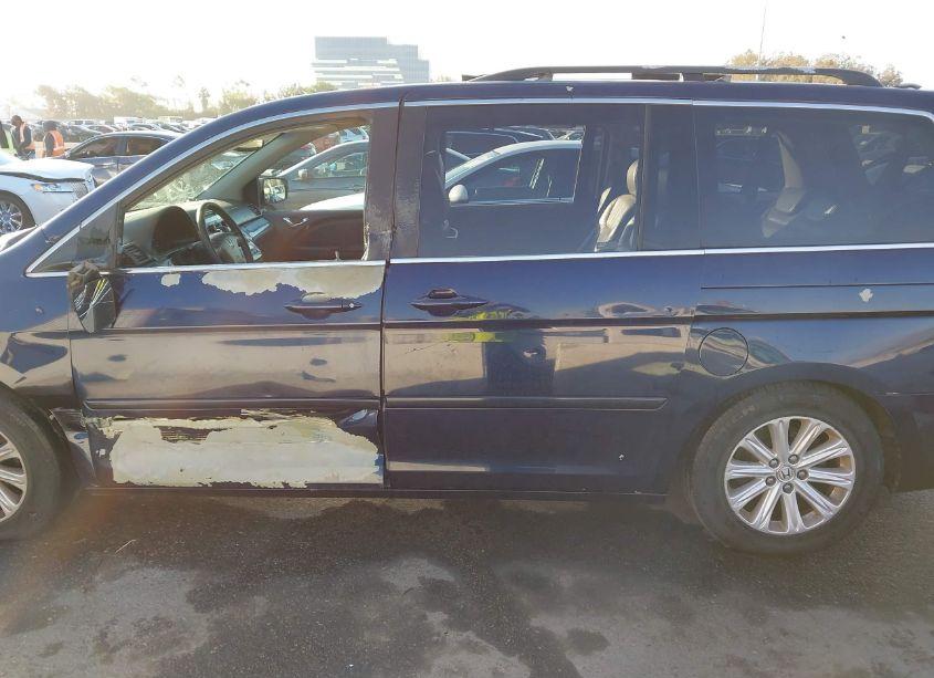 Photo 14 of 2005 Honda Odyssey TOURING (VIN 5FNRL38825B011701)