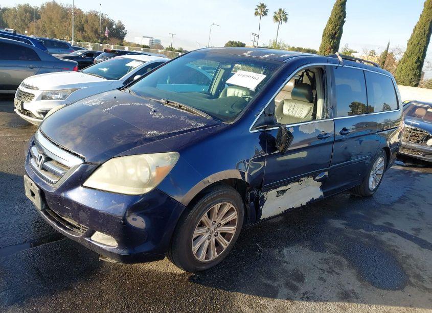 Photo 2 of 2005 Honda Odyssey TOURING (VIN 5FNRL38825B011701)