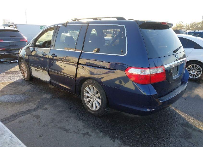 Photo 3 of 2005 Honda Odyssey TOURING (VIN 5FNRL38825B011701)