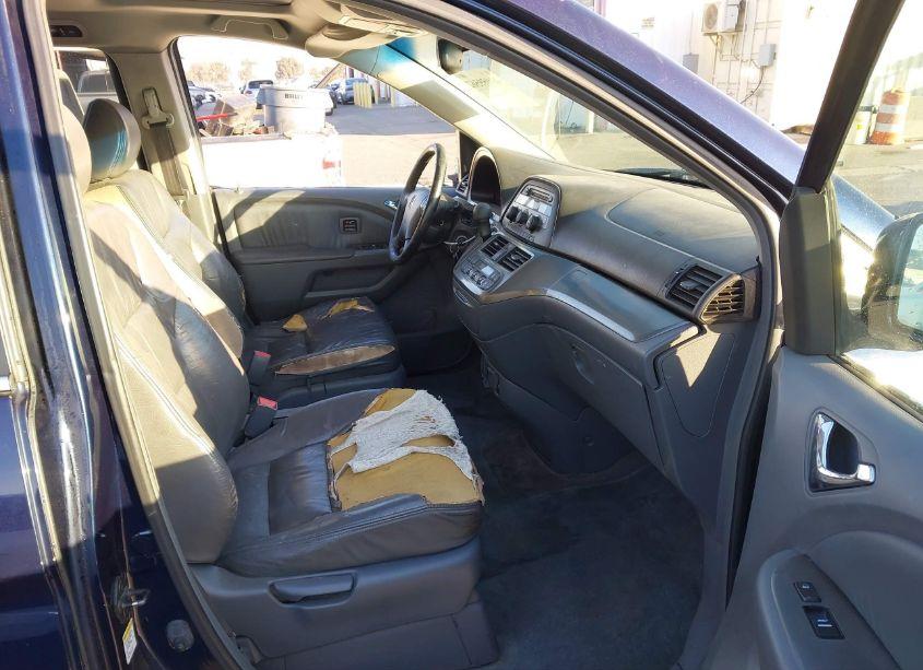 Photo 5 of 2005 Honda Odyssey TOURING (VIN 5FNRL38825B011701)