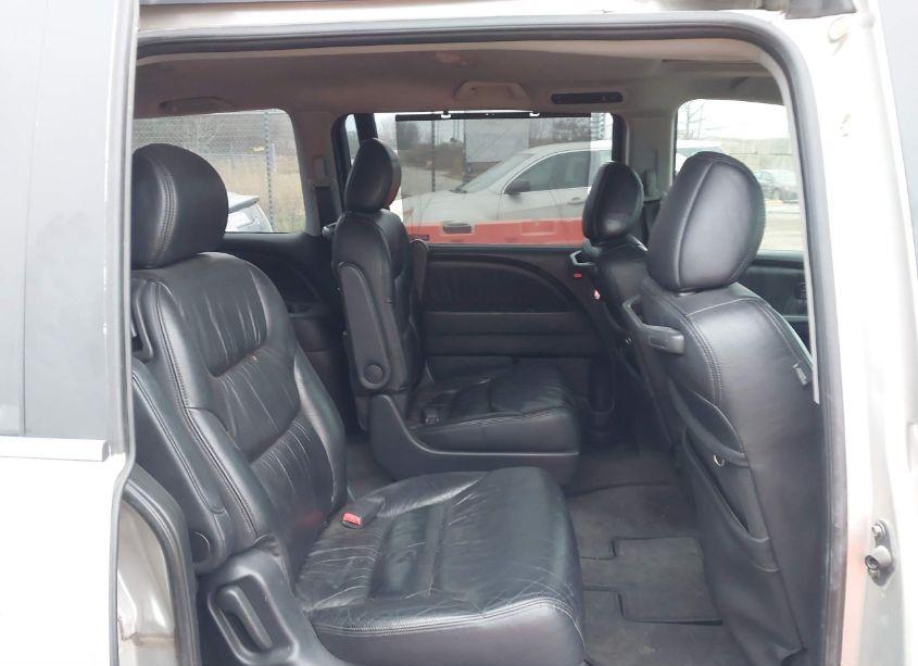 Photo 8 of 2005 Honda Odyssey TOURING (VIN 5FNRL38825B088830)