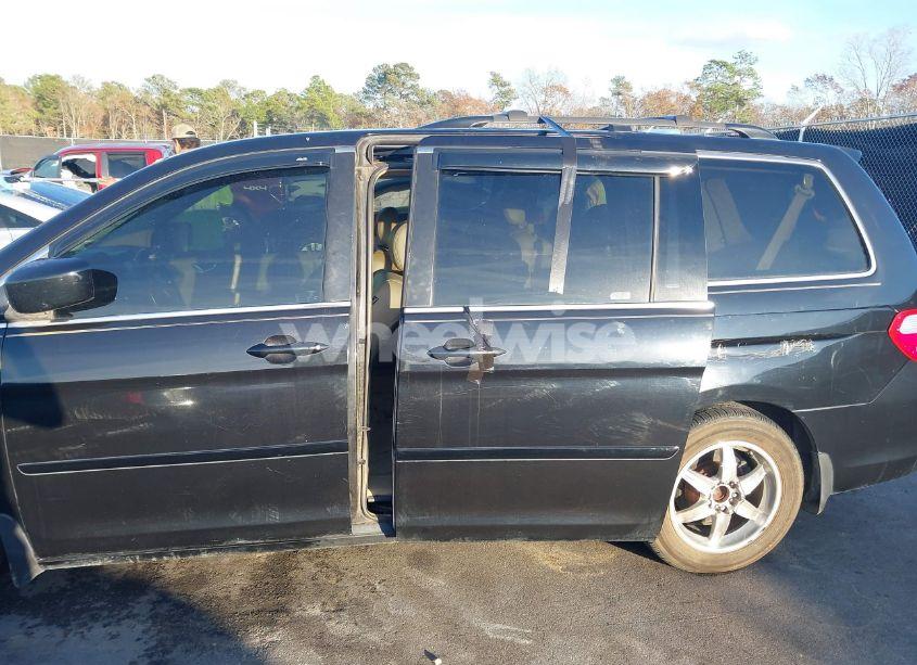 Photo 6 of 2006 Honda Odyssey TOURING (VIN 5FNRL38826B061726)