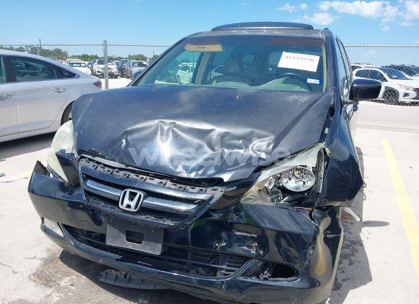 Photo 6 of 2005 Honda Odyssey TOURING (VIN 5FNRL38835B115825)