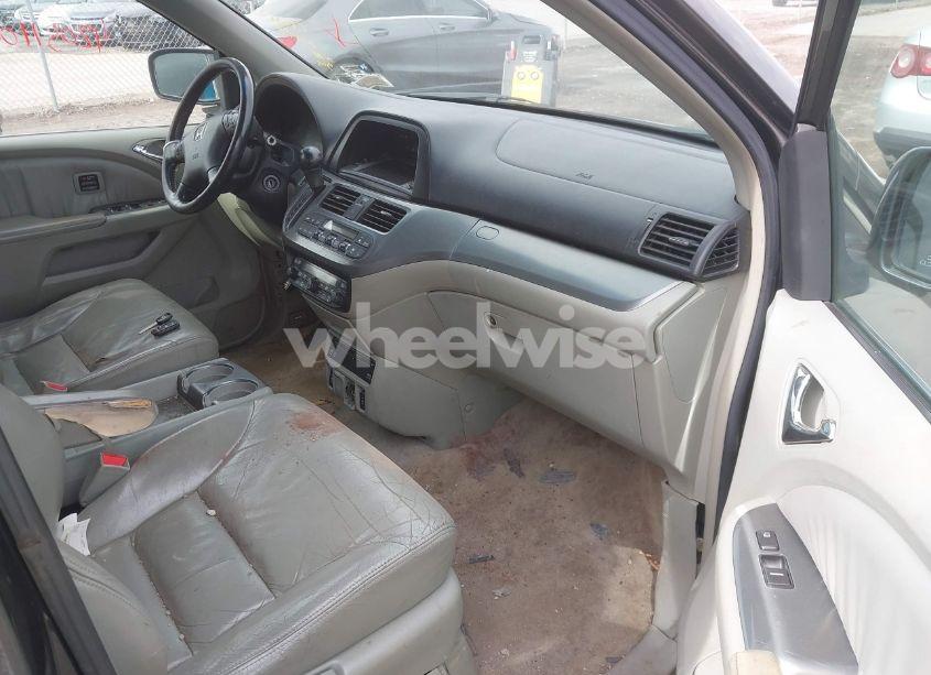 Photo 5 of 2005 Honda Odyssey TOURING (VIN 5FNRL38845B076811)